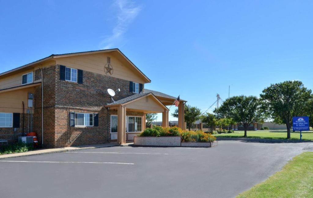 Route 66 Inn & Suites By Oyo Vega Tx מראה חיצוני תמונה