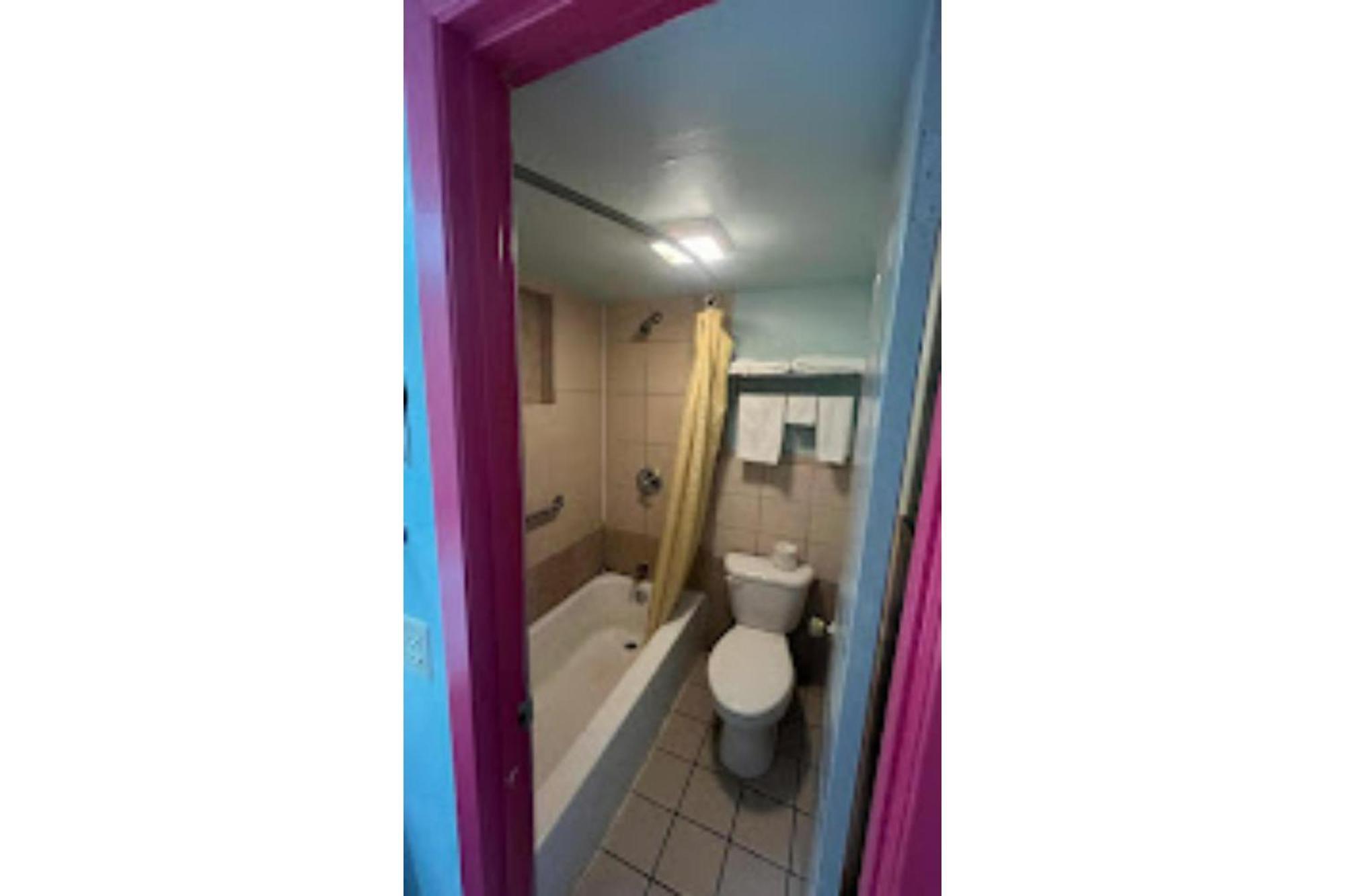 Route 66 Inn & Suites By Oyo Vega Tx מראה חיצוני תמונה