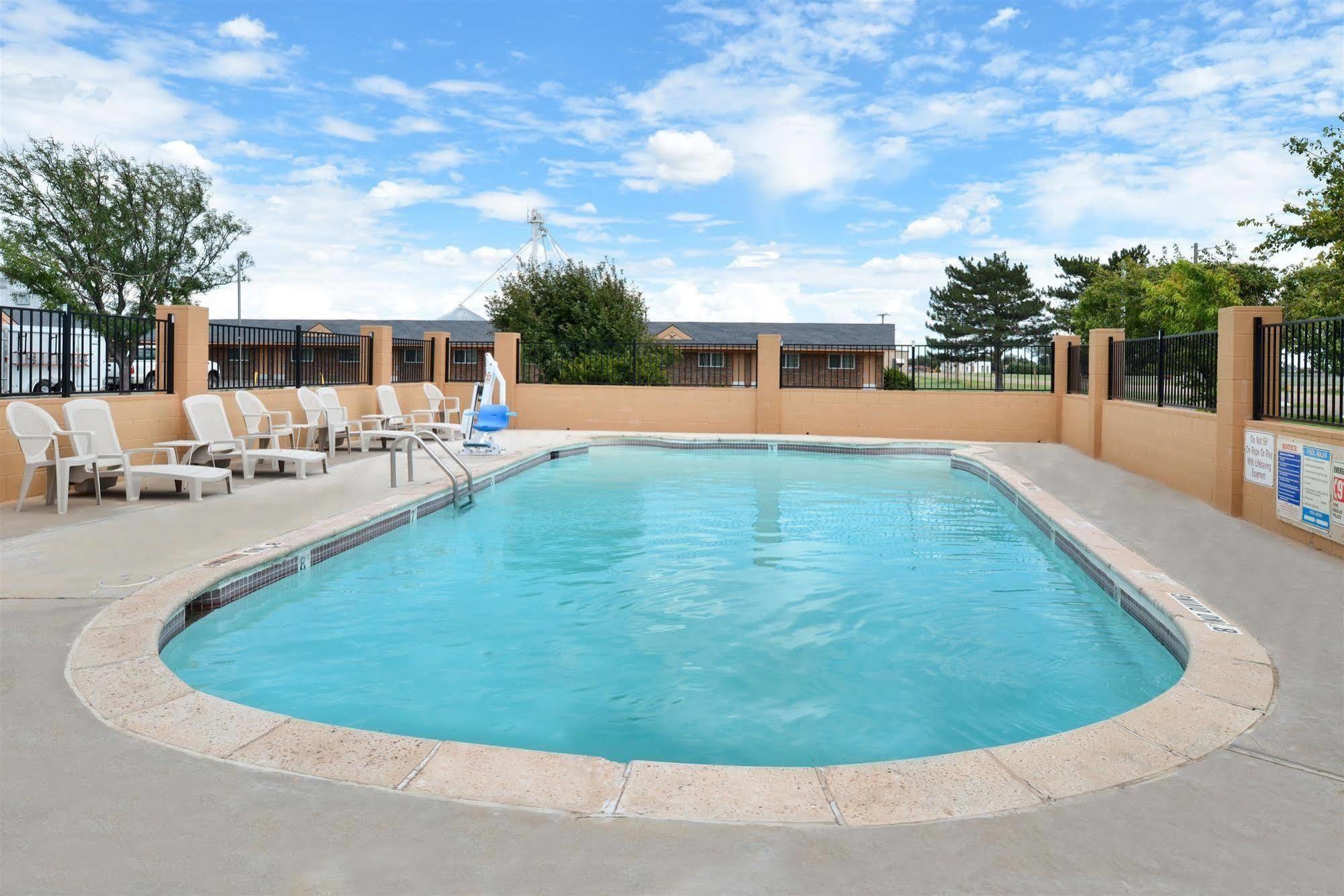 Route 66 Inn & Suites By Oyo Vega Tx מראה חיצוני תמונה